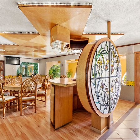 Hotel Hacienda Montesinos Морелия Екстериор снимка