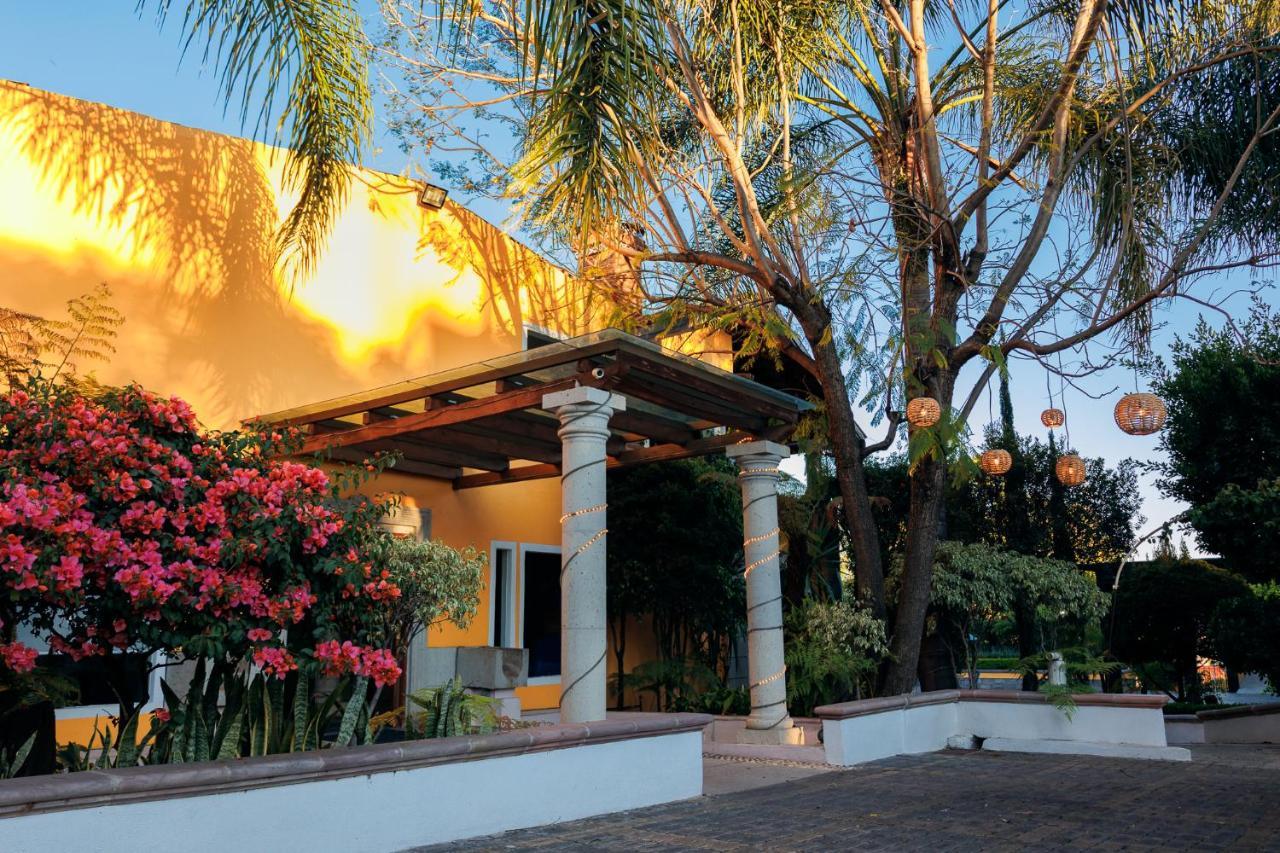 Hotel Hacienda Montesinos Морелия Екстериор снимка