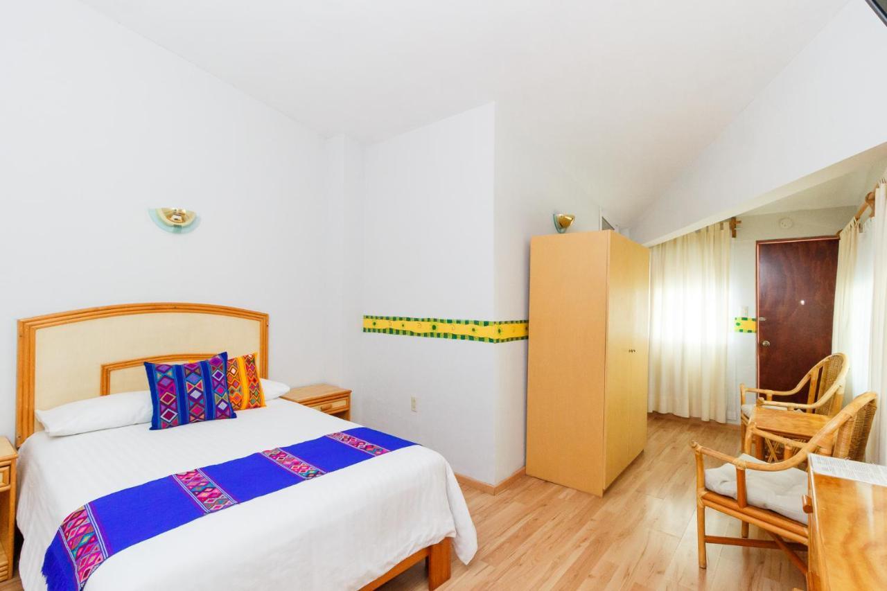 Hotel Hacienda Montesinos Морелия Екстериор снимка