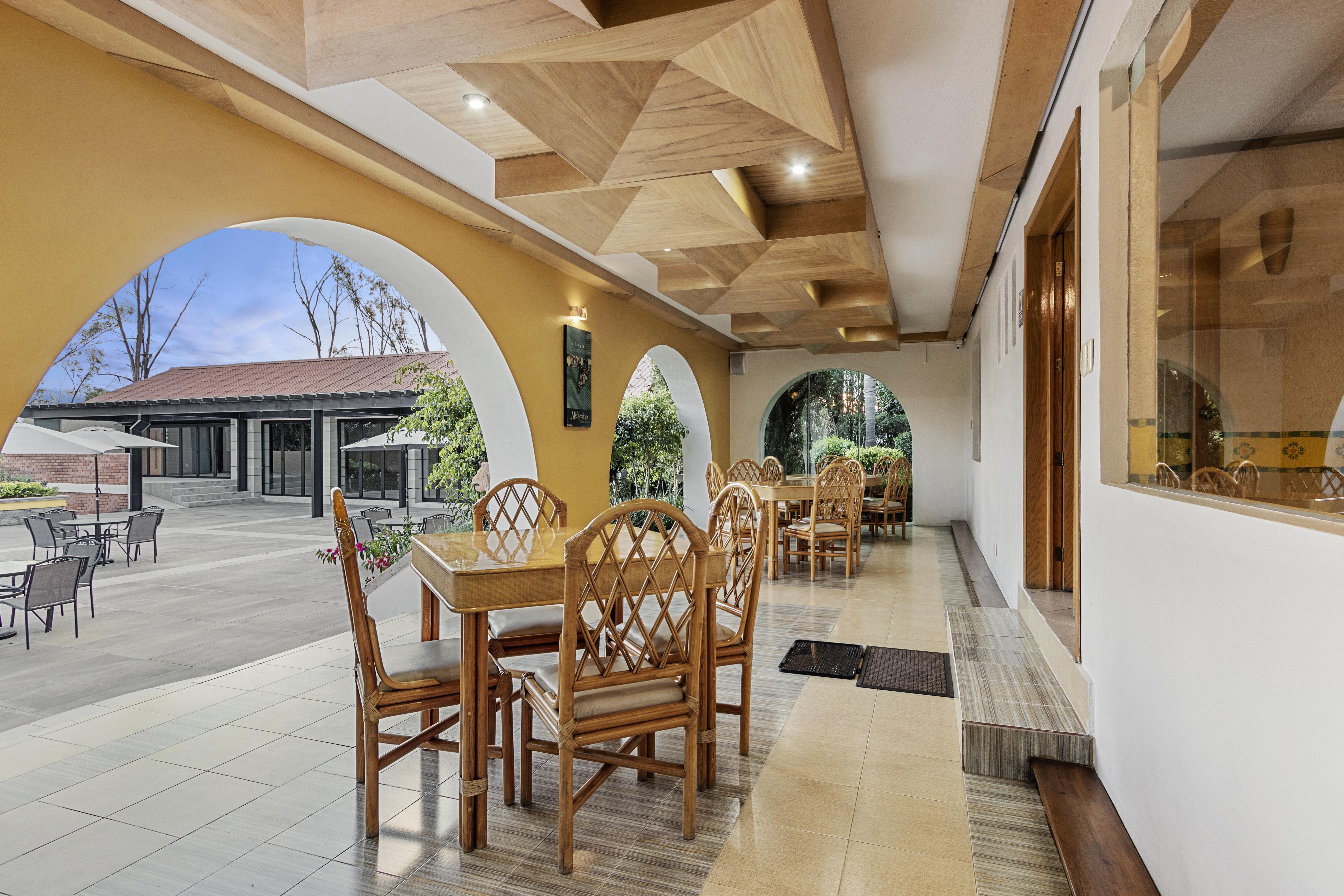 Hotel Hacienda Montesinos Морелия Екстериор снимка